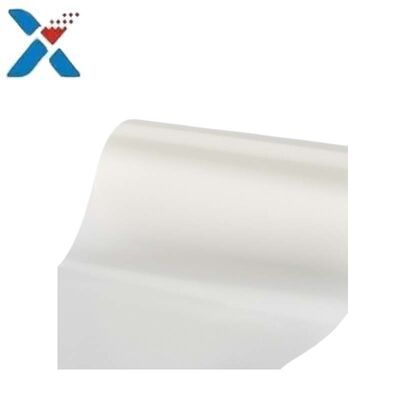 acheter Rouleau de film PET transparent de qualité optique avec une transmission lumineuse élevée et une excellente dureté de surface pour une grande stabilité dimensionnelle fabrication en ligne