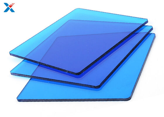 Polycarbonate de perspex couvrant la résistance à l'impact bleue transparente de feuille